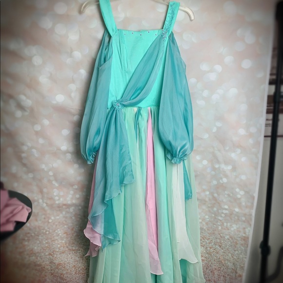 Angel Youth Dress - Picture 2 of 7